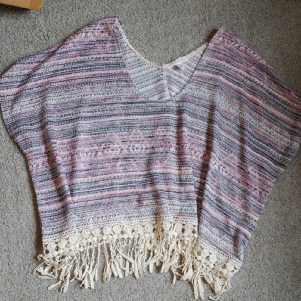 Aeropostale top size xs/s or cover up